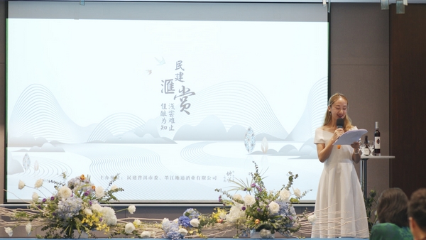 553083335 (复制).jpg