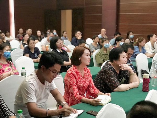 1908737867 (复制).jpg