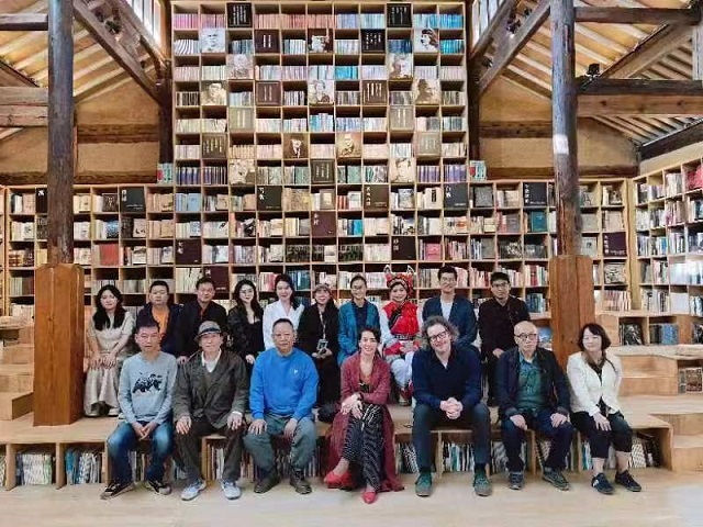 1535019542.jpg 1535019542.jpg