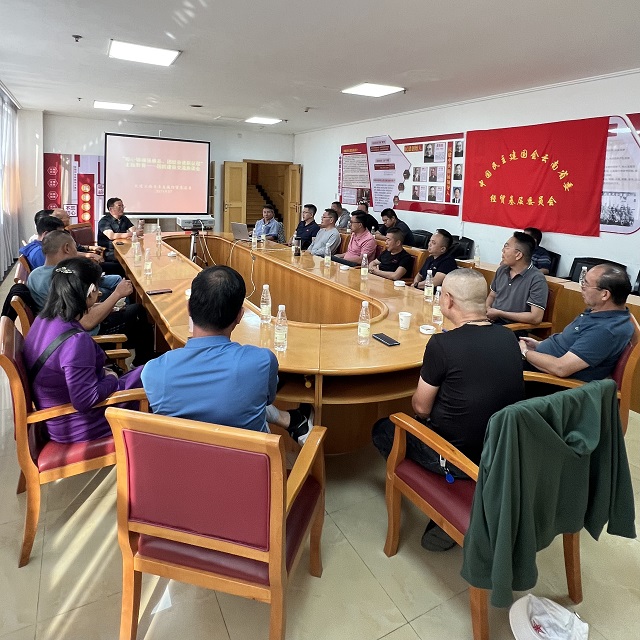 1017_2.jpg 1017_2.jpg