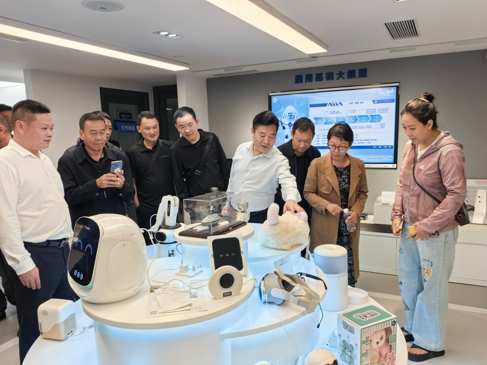 微信图片_20251030172946_14_435.jpg 微信图片_20251030172946_14_435.jpg