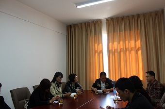 民建文山州委对入会同志进行培训