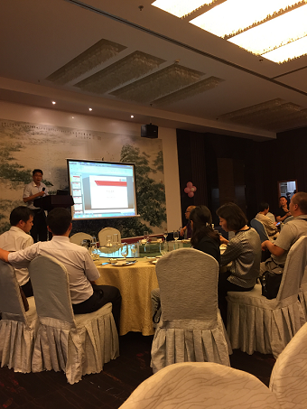 民建五华区基层委召开股市投资经验交流分享会