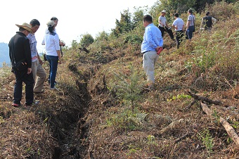 民建德宏州支部考察抗战遗址
