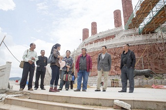 永盈彩票云南天文台支部专家到楚雄调研
