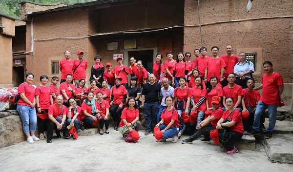 西山区基层委员会举行  “庆国庆 齐祝福 受教育 促交流”主题活动