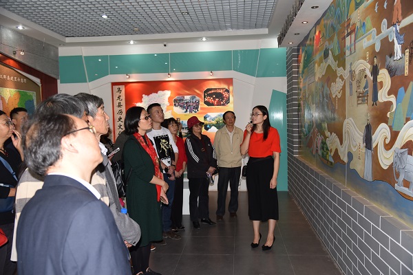 民建曲靖市委调研有机农业