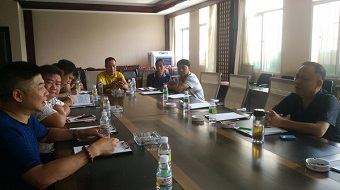 省委监督委委员到民建德宏州支部开展会内监督调研